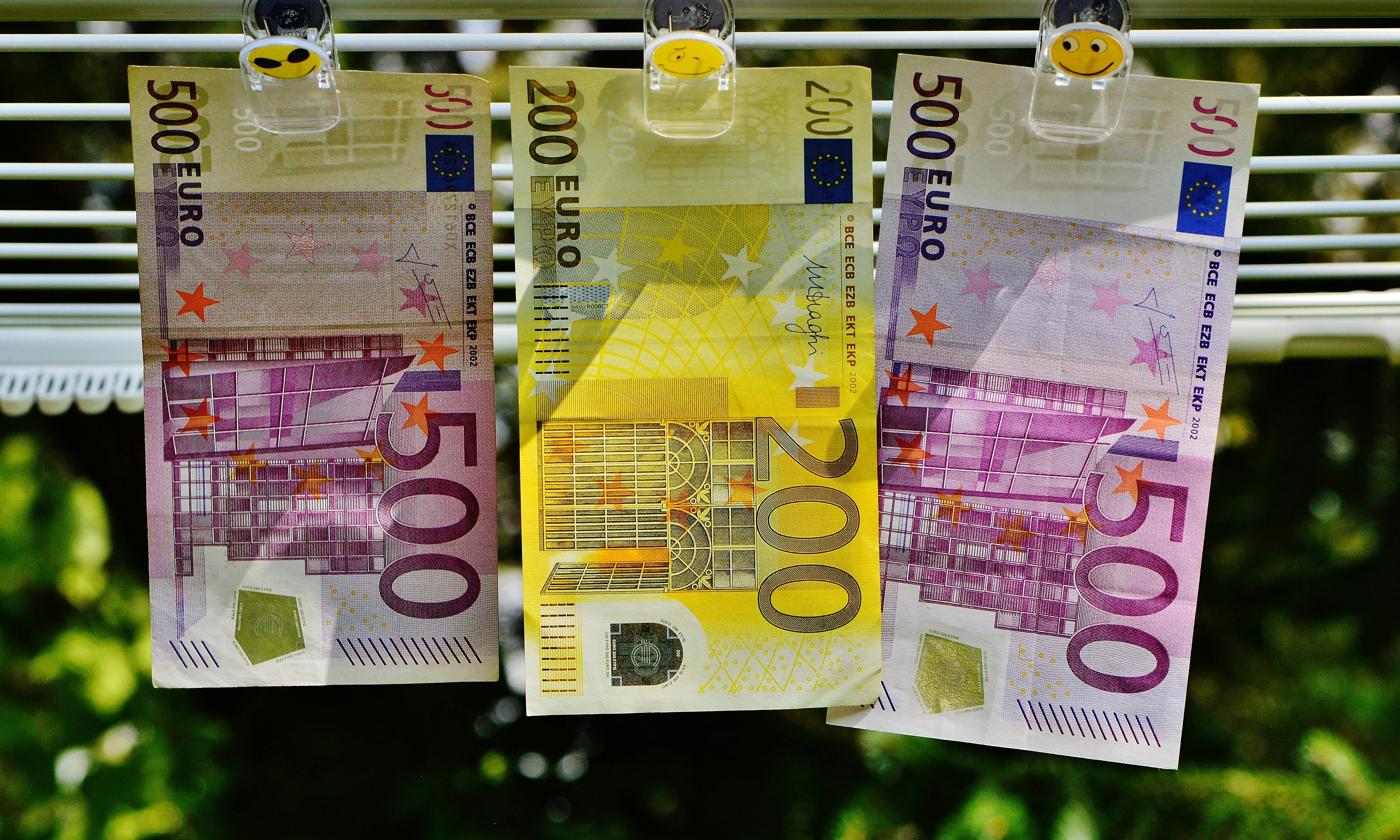 Anti-Money Laundering (AML), Countering Financing of Terrorism (CFT) Certification